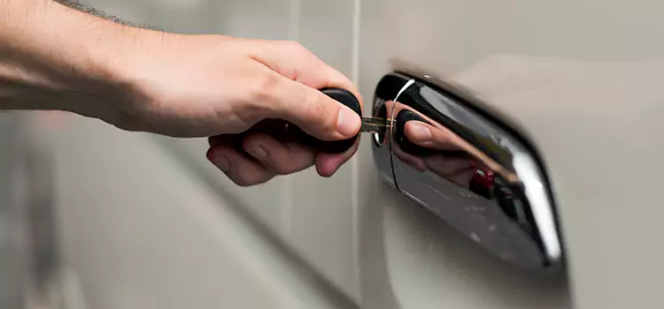 Why Choose Our Auto Locksmith Team in West Palm Beach, FL?