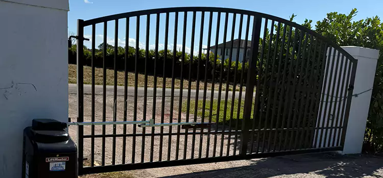Driveway Fence Repair West Palm Beach